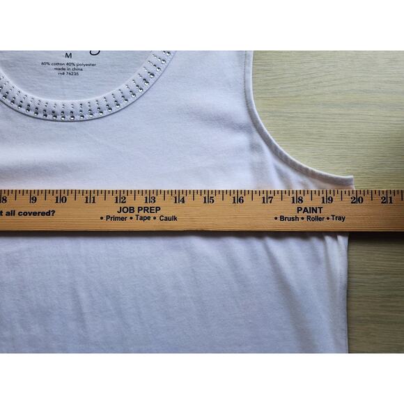 TOP/BLOUSE-CORAL BAY-White-Sleeveless-Rhinestones At Neckline-Size MED - Picture 8 of 10